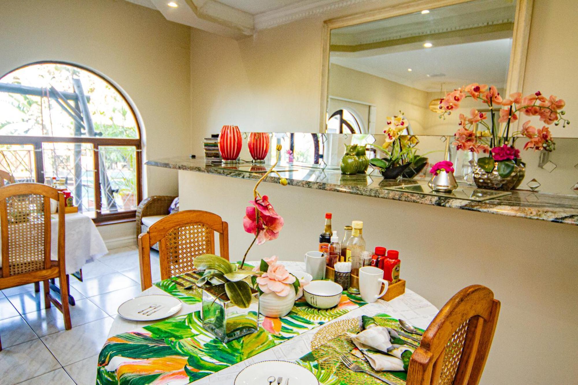 ลา ลอจเจีย บีแอนด์บี Bed & Breakfast เดอร์บัน ภายนอก รูปภาพ
