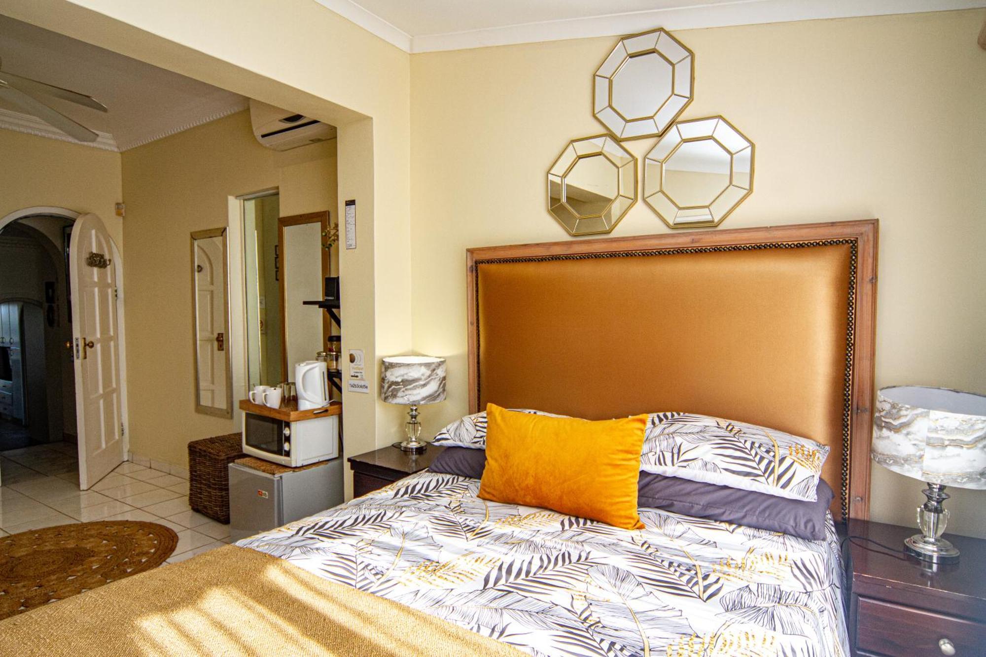 ลา ลอจเจีย บีแอนด์บี Bed & Breakfast เดอร์บัน ภายนอก รูปภาพ