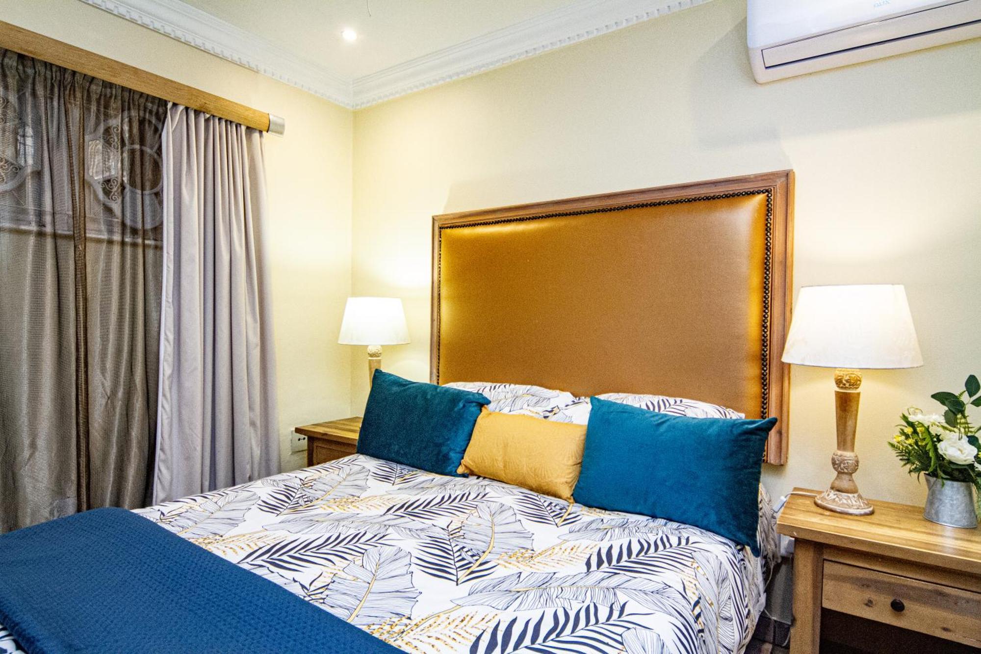 ลา ลอจเจีย บีแอนด์บี Bed & Breakfast เดอร์บัน ภายนอก รูปภาพ